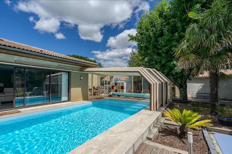 Villa avec piscine
