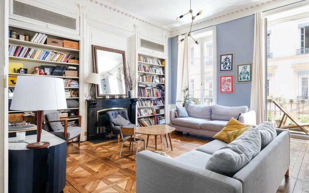 Magnifique Appartement Haussmannien LYON2– rénové avec Balcon.