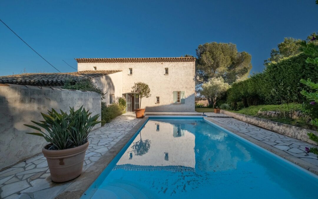 A VENDRE SAINT-AYGULF VILLA