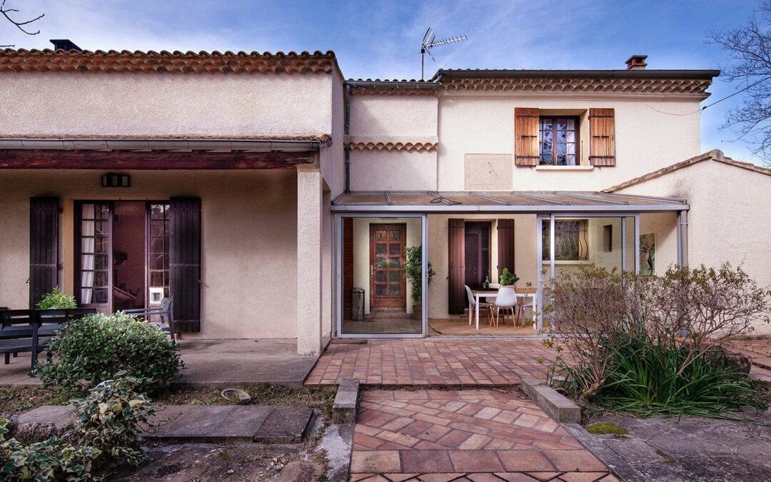 Maison au calme proche de toutes commodités à Bollène