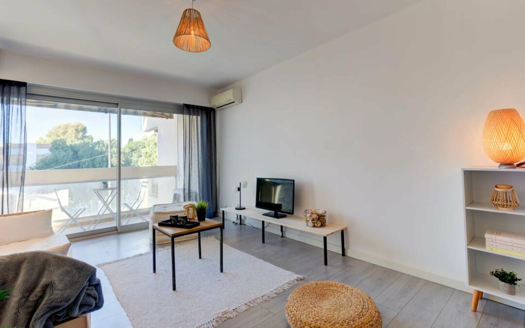 Superbe appartement 2 pièces avec balcons – Antibes Juan-les-Pins