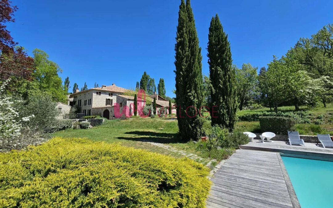 Propriété de charme à vendre – 7 chambres – Piscine – gites – Parc Truffier