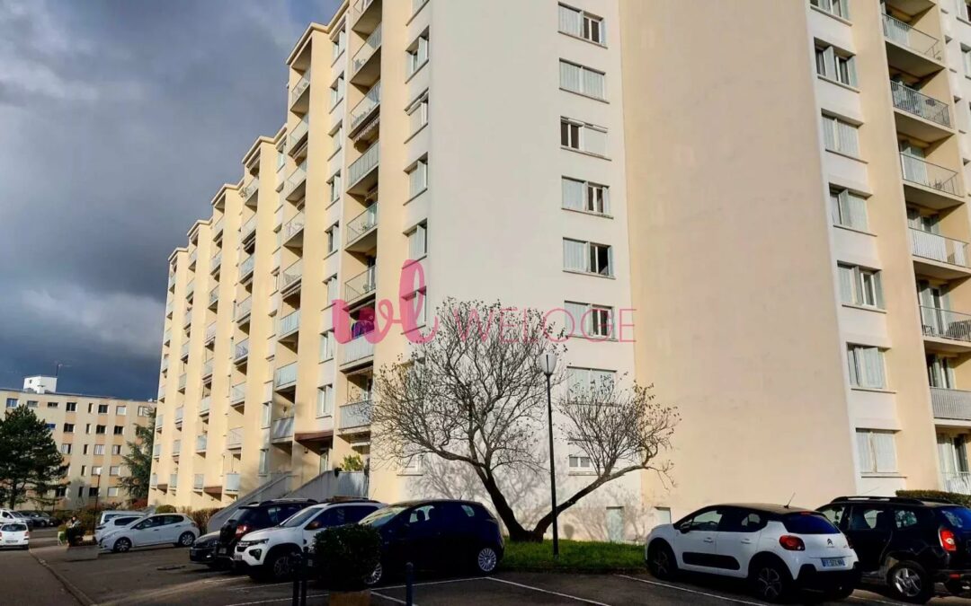 T3 AVEC BALCON ET PARKING DANS RESIDENCE SECURISEE