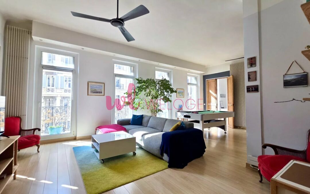 À Vendre – Magnifique appartement HaussmannienType 5 de 155M2 à Marseille 6ème