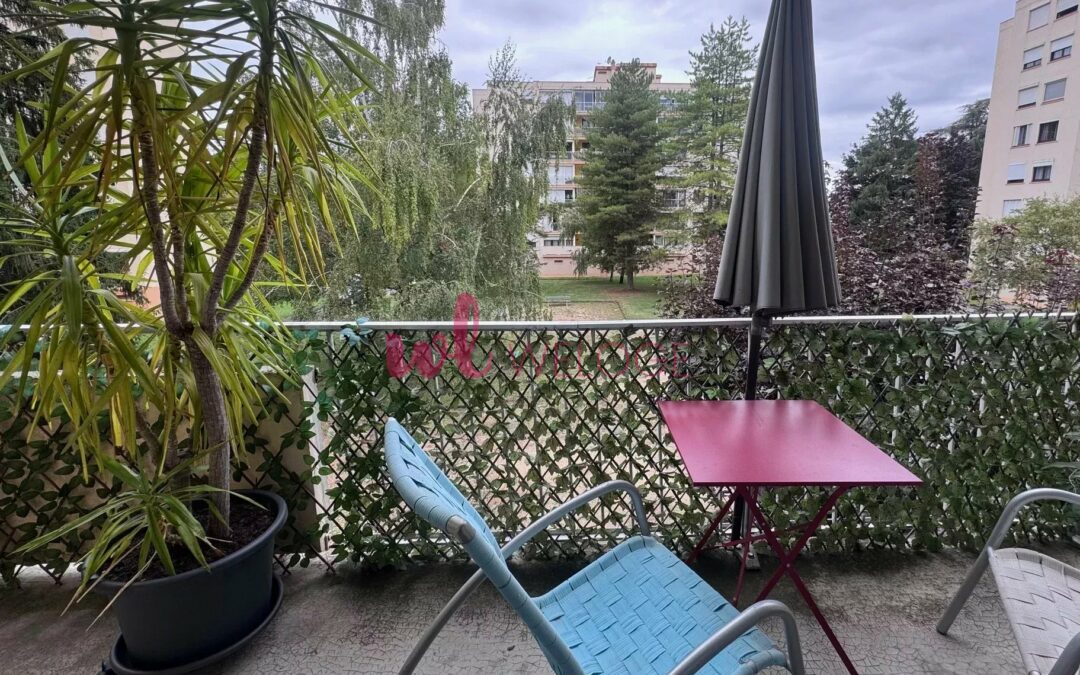 Vente Appartement T4 de 74 m² avec balcon, cave et garage