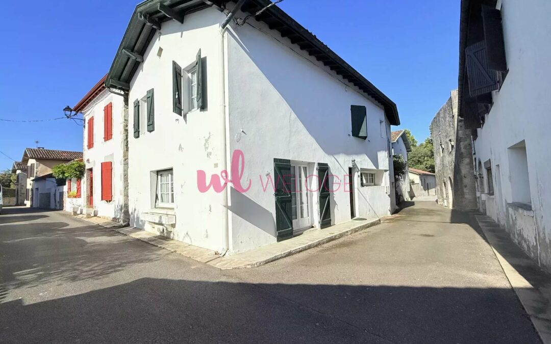 À VENDRE – Maison de charme au cœur médiéval de Hastingues
