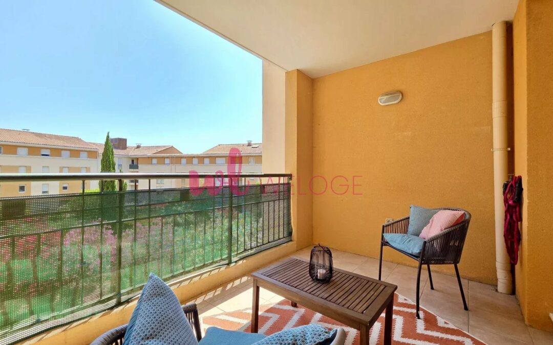 Appartement T3 traversant – Terrasse – Garage – Le Patio des Poetes