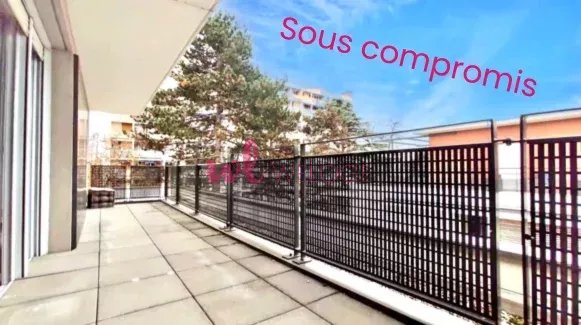 EXCLUSIVITE – Duplex –  T3 dernier étage – Villeurbanne – Calme et lumineux !