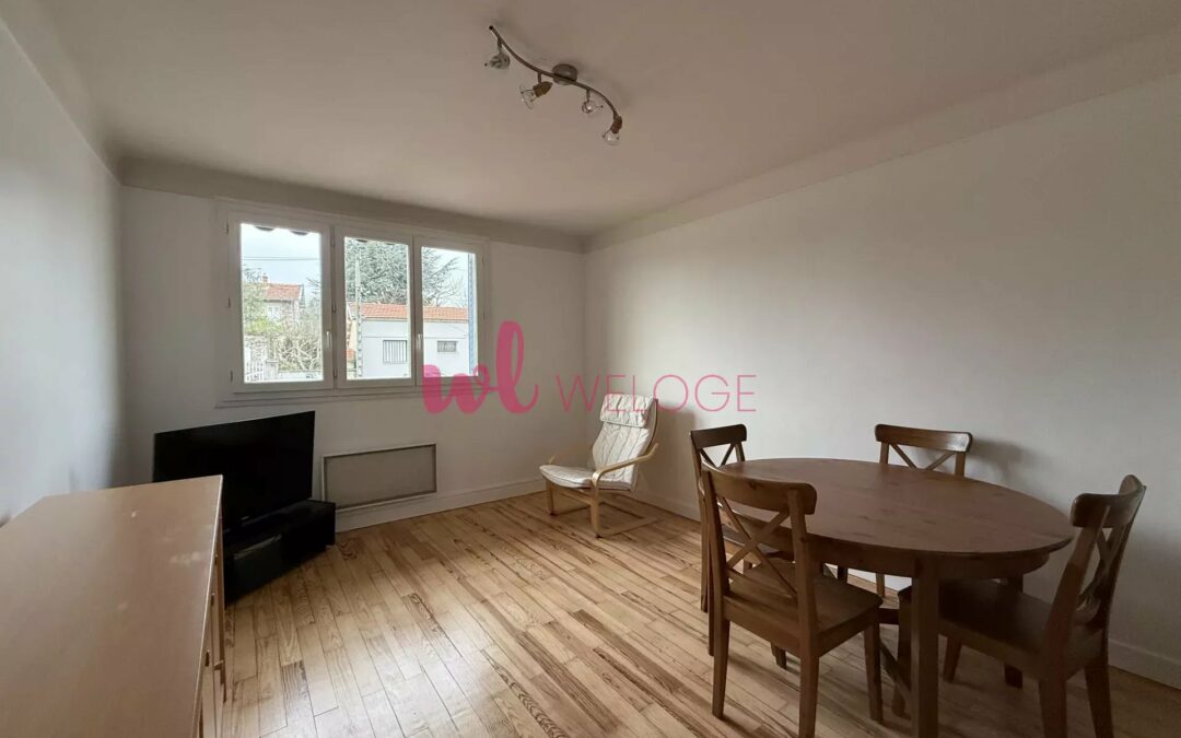 T3 traversant Rénové Prox. Centre St Genis Laval ideal pour habiter ou investir