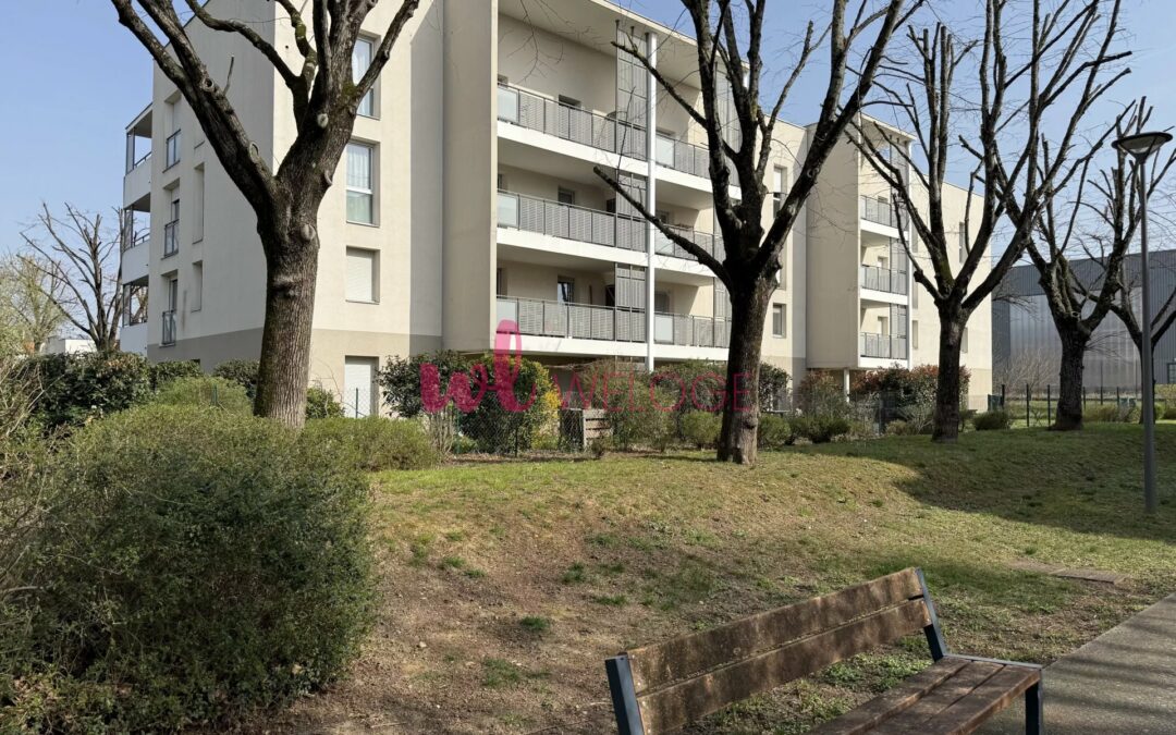 T2 avec jardin de 142m2 et Garage à Saint Priest