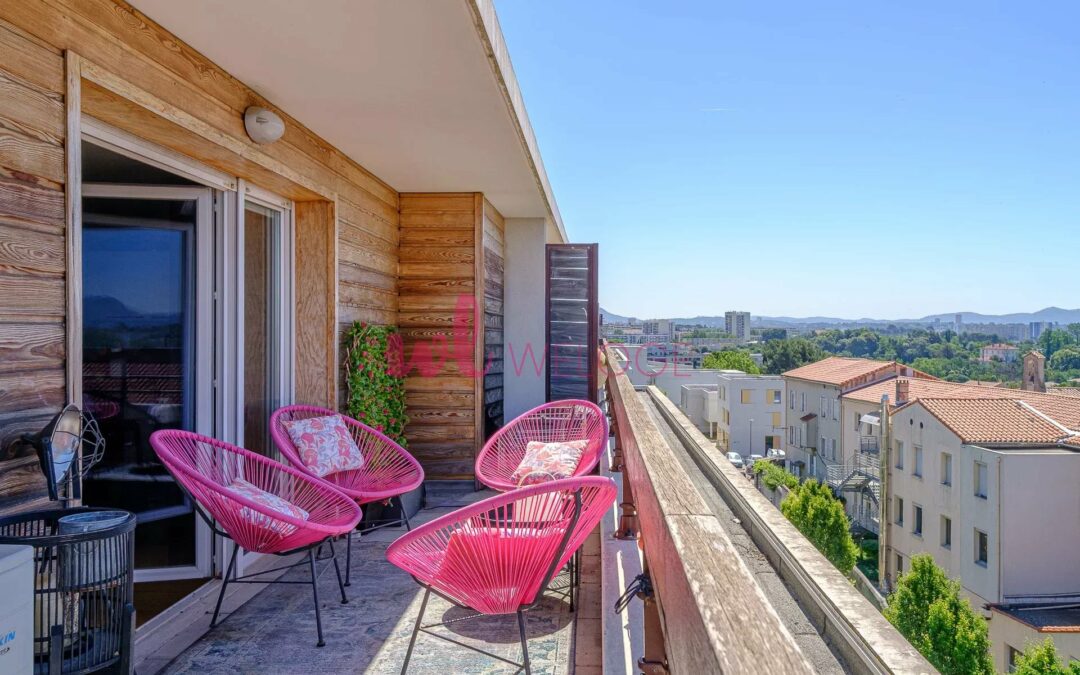 Vente appartement T4 dernier étage grande terrasse vue mer et garage