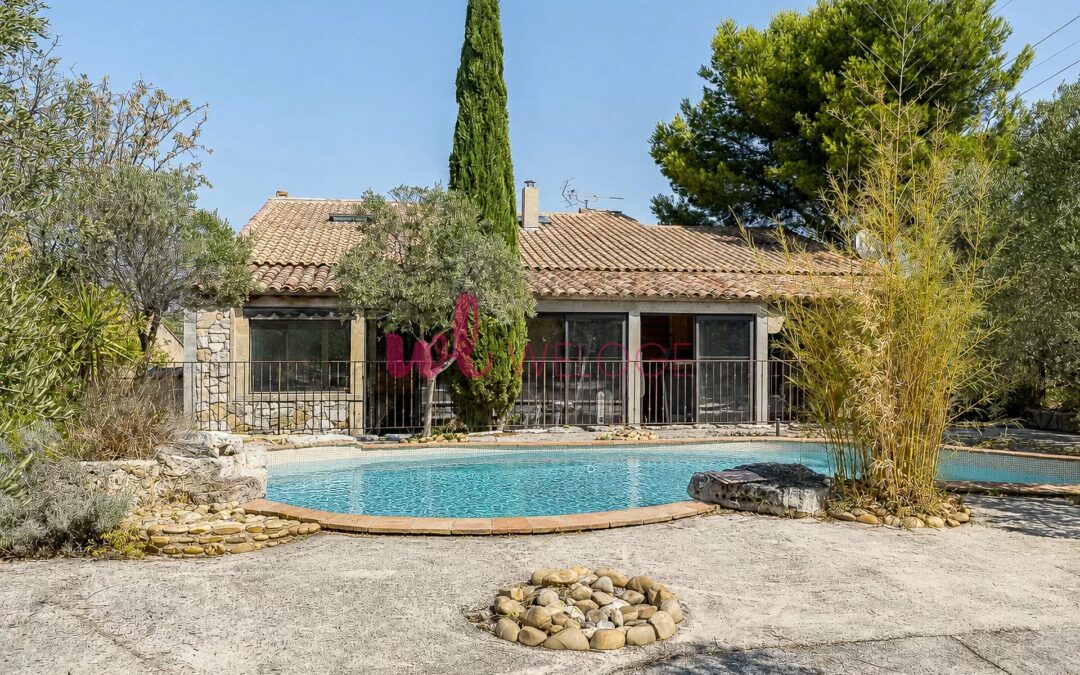 À vendre maison T7, jardin, piscine, vue mer
