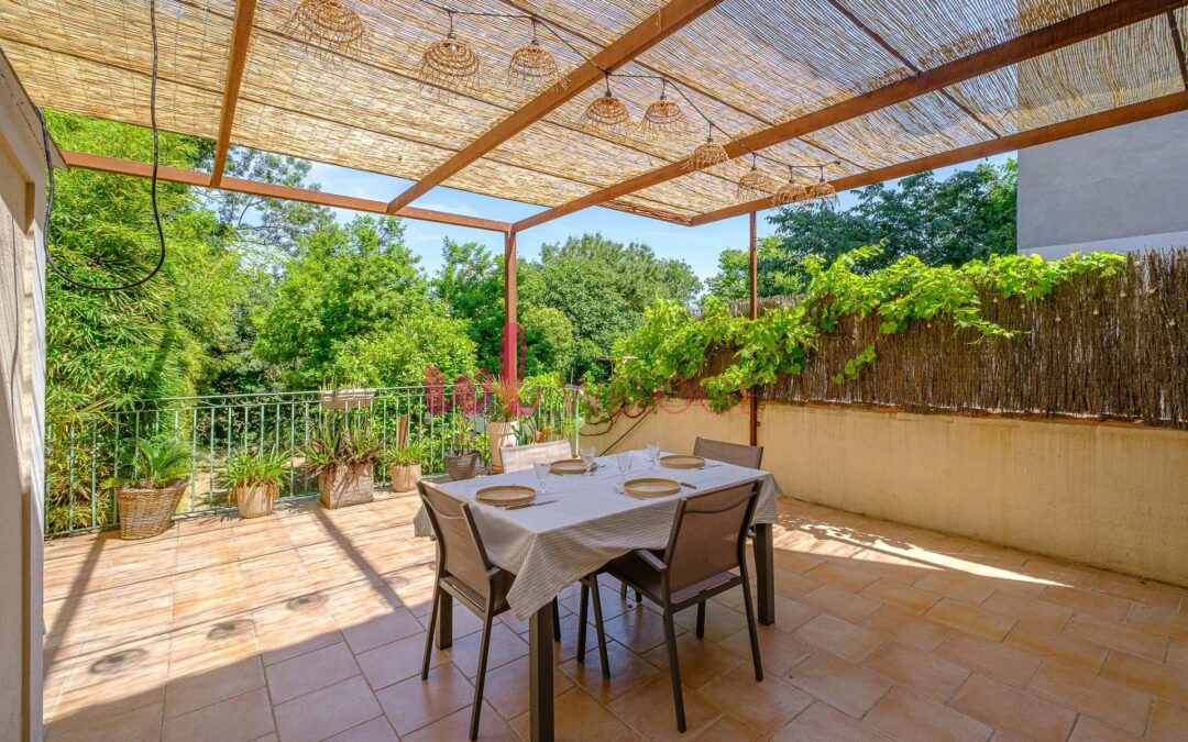 À VENDRE MAISON T6 AVEC JARDIN
