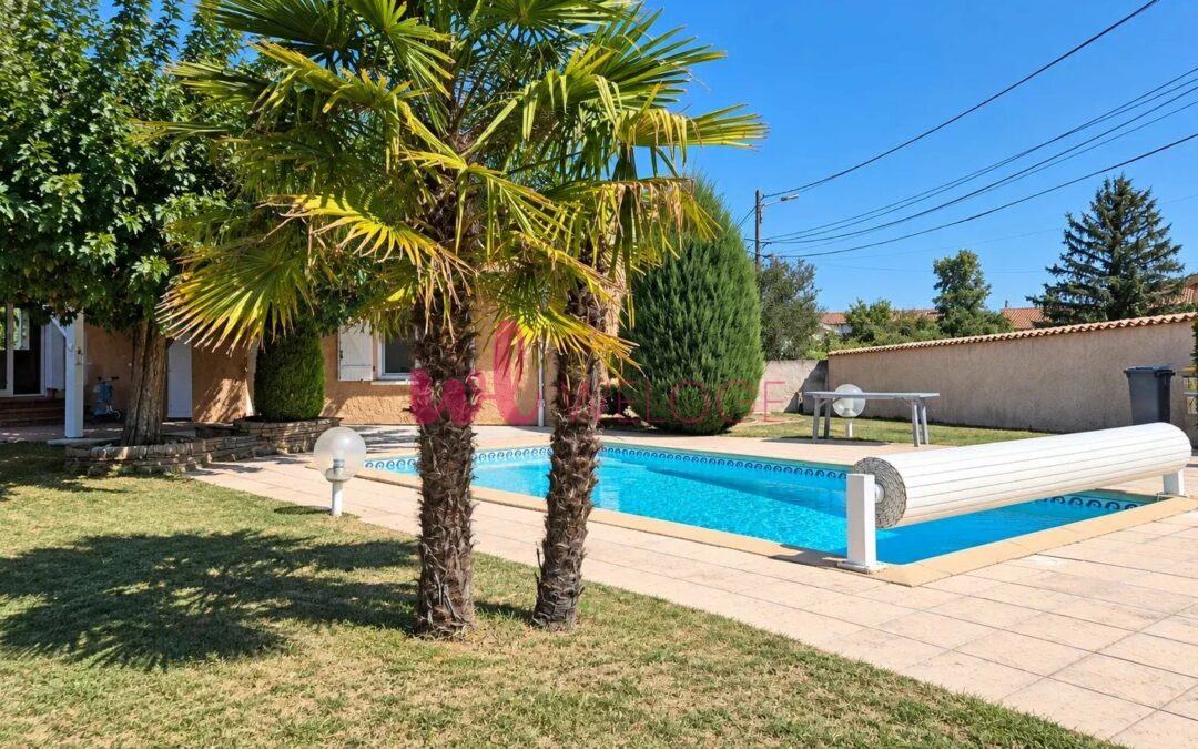 Chaponost – Une maison familiale avec piscine, à quelques minutes à pied du centre